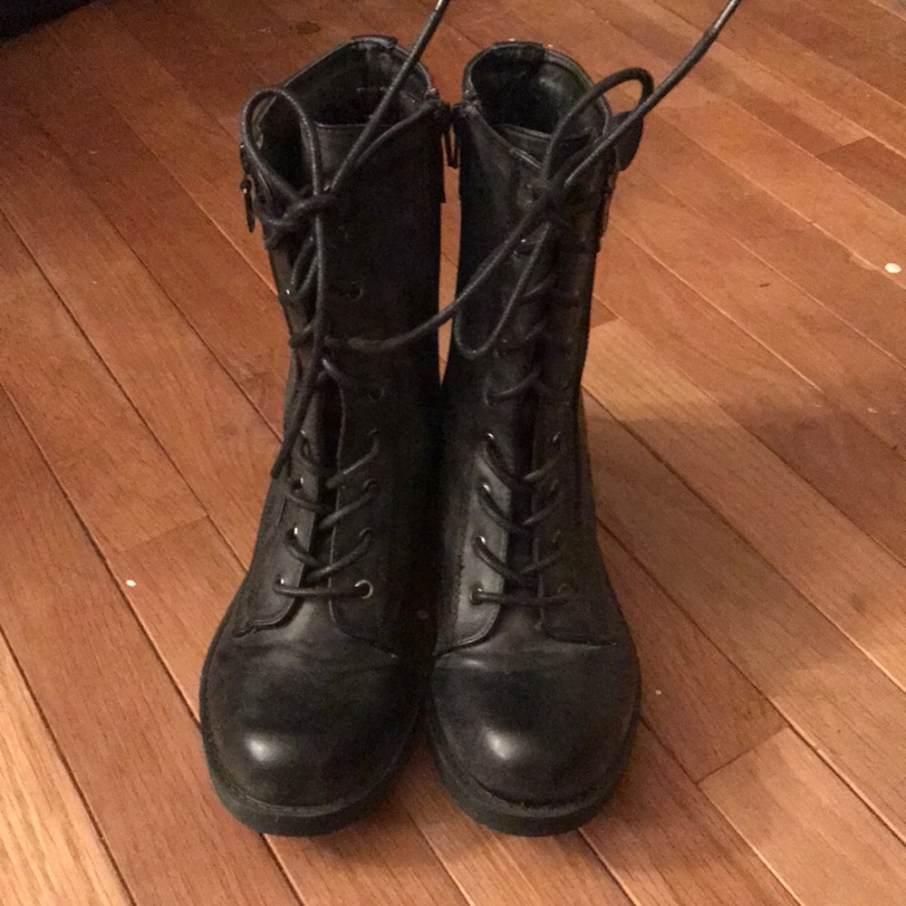 Guess Combat Boots